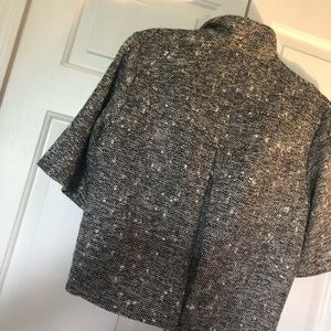 Crop sleeved jacket